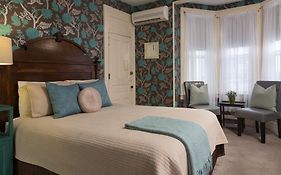 The Carroll Villa Hotel